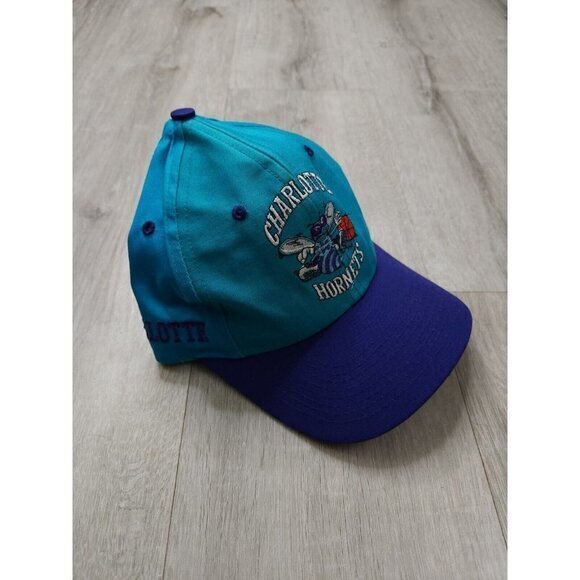 Vintage Charlotte Hornets Snapback Hat 90s - Picture 5 of 12